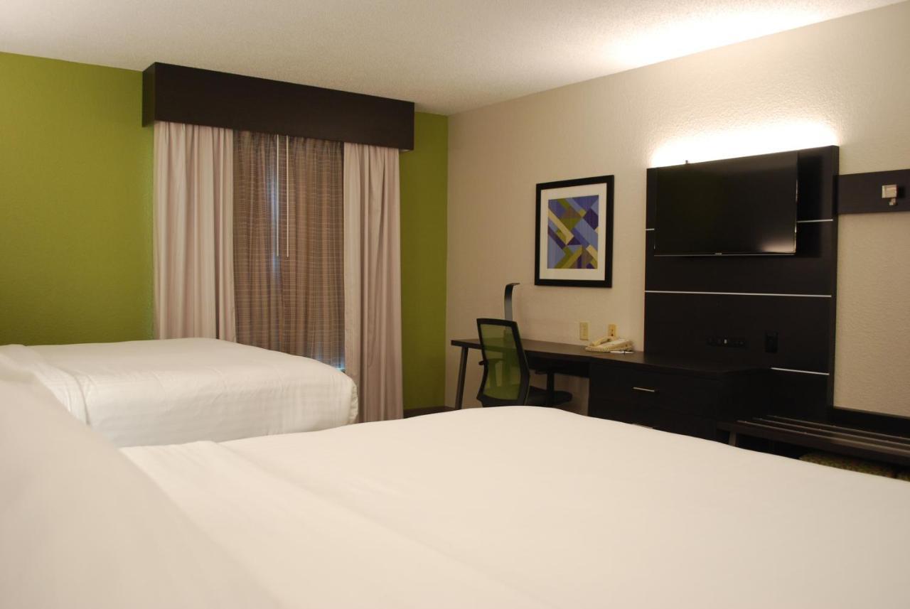 Holiday Inn Express Hotel & Suites Kingsport-Meadowview I-26 By Ihg Exterior photo