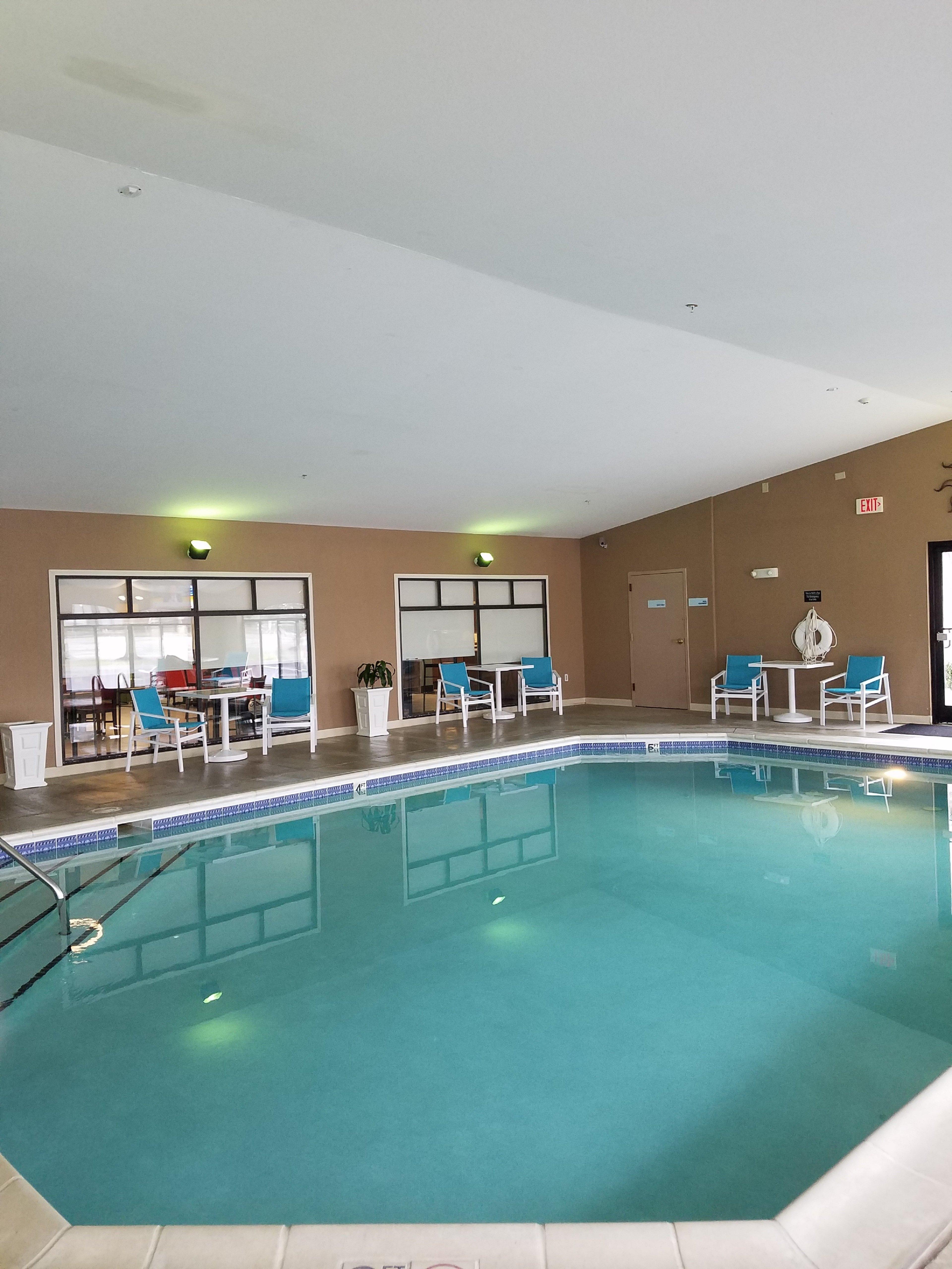 Holiday Inn Express Hotel & Suites Kingsport-Meadowview I-26 By Ihg Exterior photo