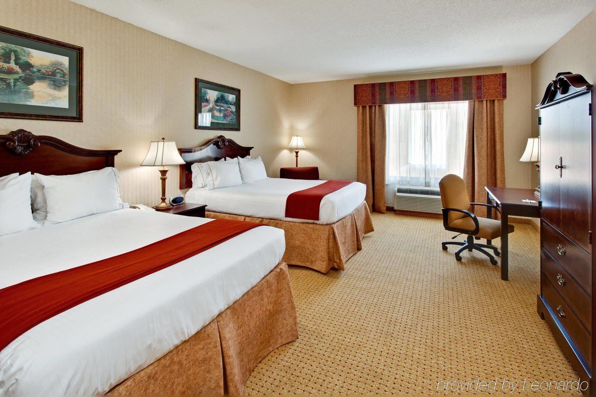 Holiday Inn Express Hotel & Suites Kingsport-Meadowview I-26 By Ihg Room photo